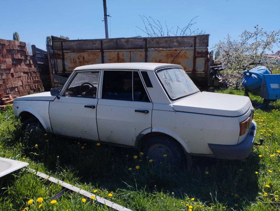 Автомобиль "Wartburg-1,3".Под восстановление или на запчасти.