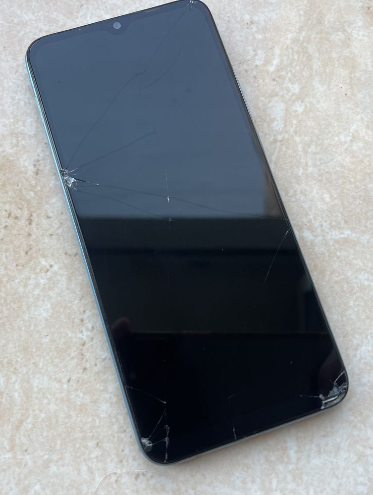 Oppo A15, 2/32, android 10