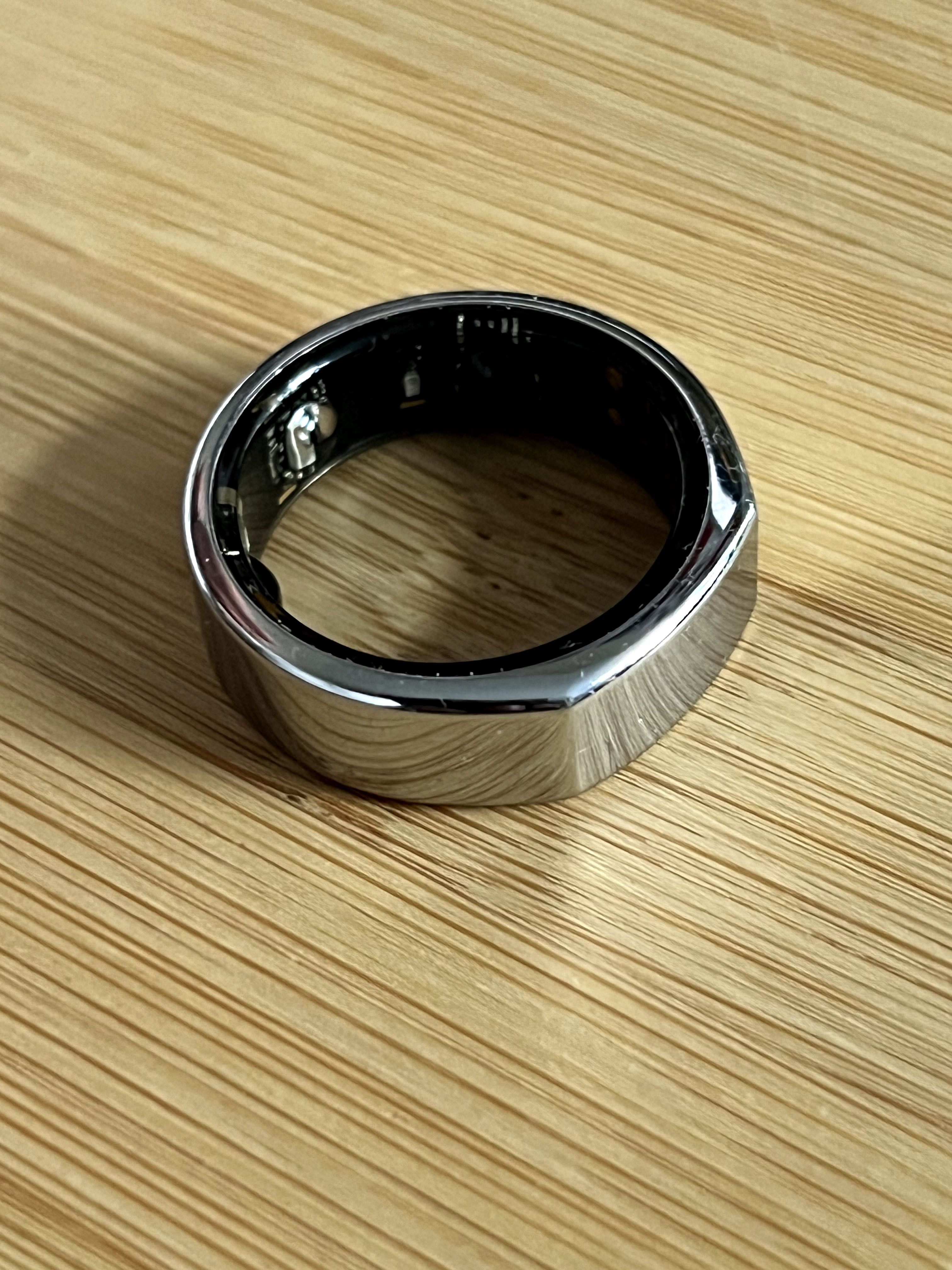 OURA Ring Gen3 Generacja 3 Rozmiar US10 Srebrny + Ładowarka