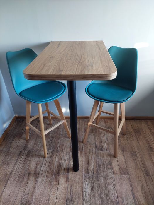 Zestaw stół barowy + krzesła