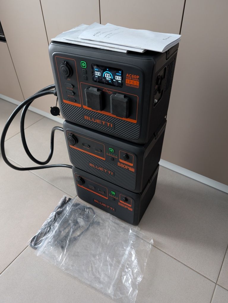 Зарядна станція Bluetti AC60P +дві B80P(комплект)безперебойне живлення
