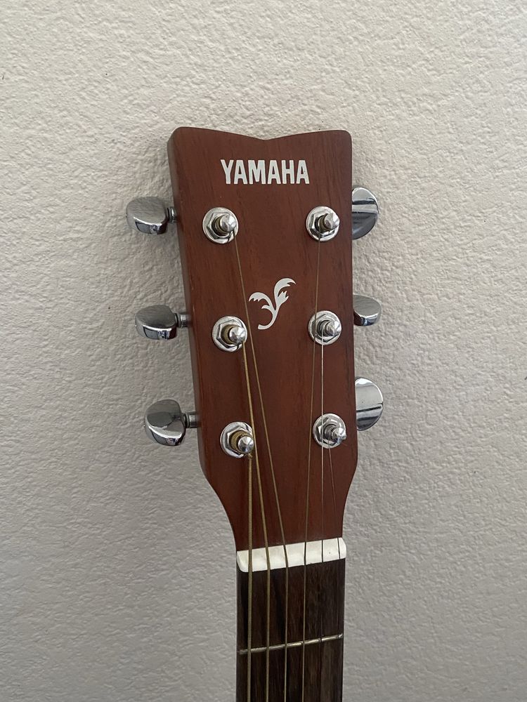 Гітара Yamaha f370