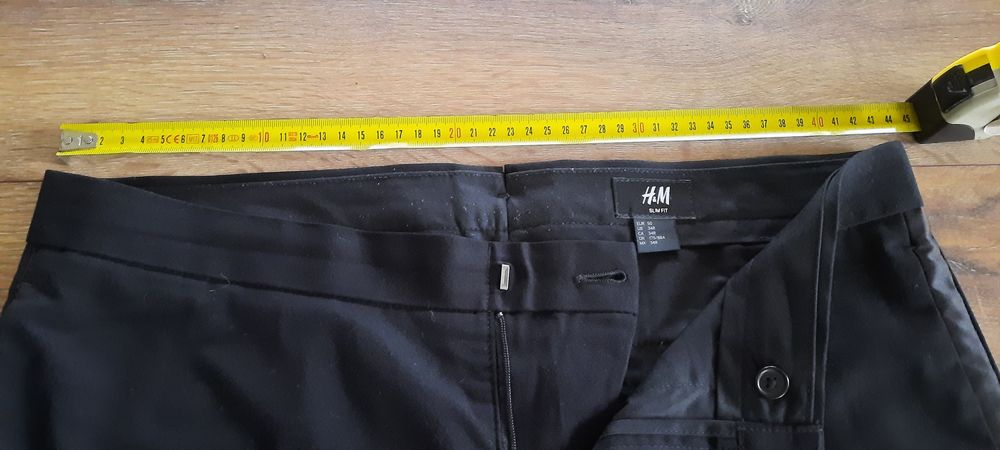 Spodnie damskie czarne HM