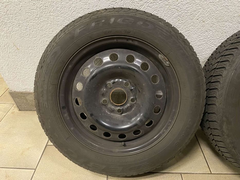 Шини зимові Debica Frigo HP 2 215/60 R 16 99H XL на залізних дисках