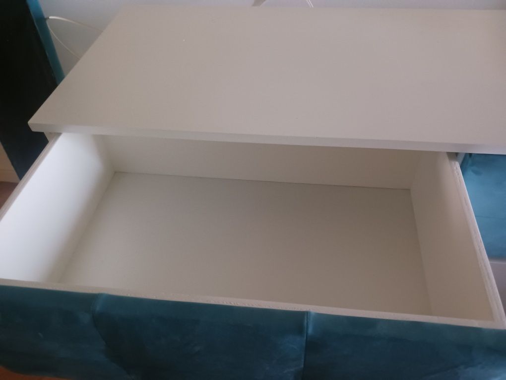 Comoda ikea semi nova