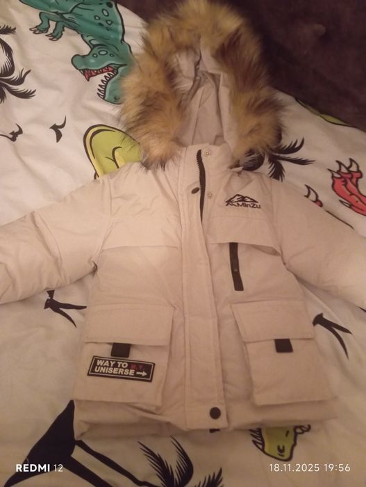 Курточка зимова на 3-4 р