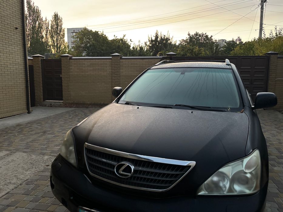 Продам машину Лексус 400