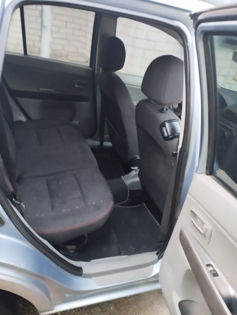 Mazda 2/ газ4 /1.4