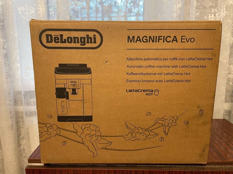 Продам кавомашину  Delonghi