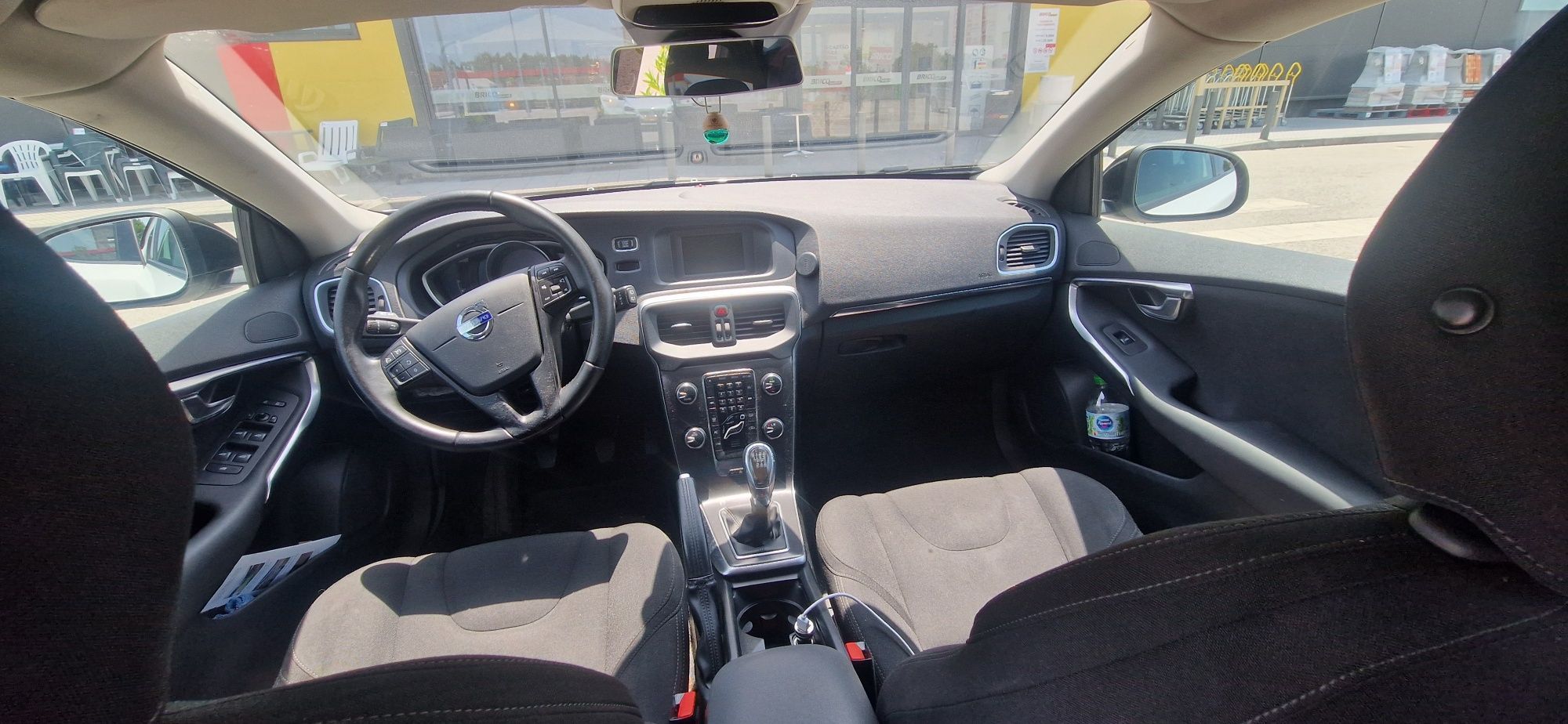Volvo V40 Cross Country D2 Momentum