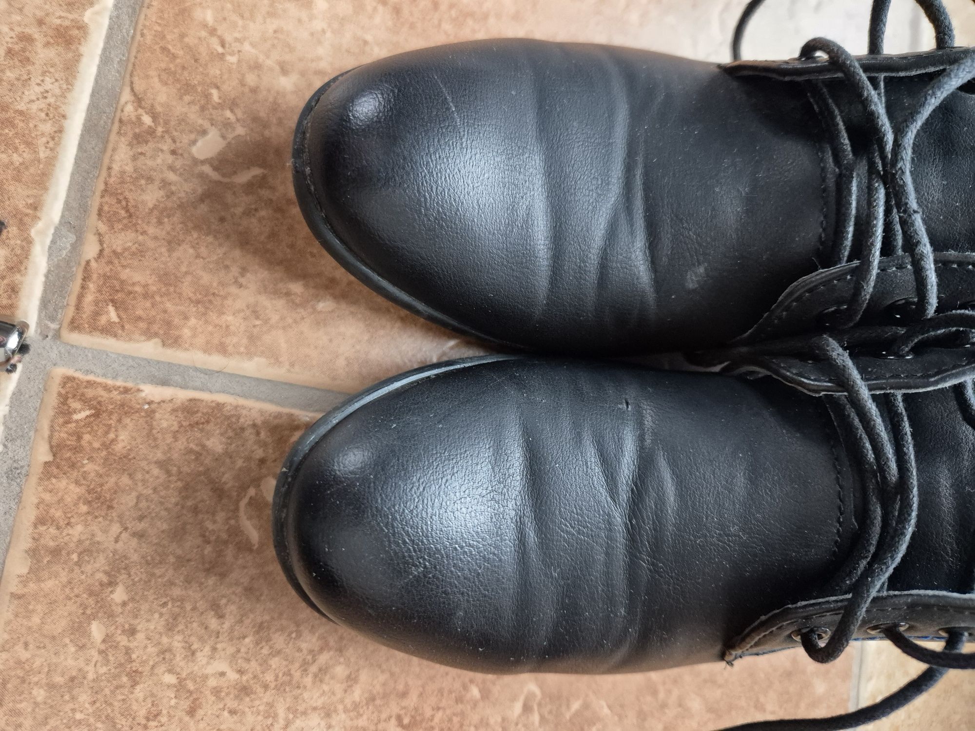 Buty  komunijne, eleganckie 36 rozmiar.