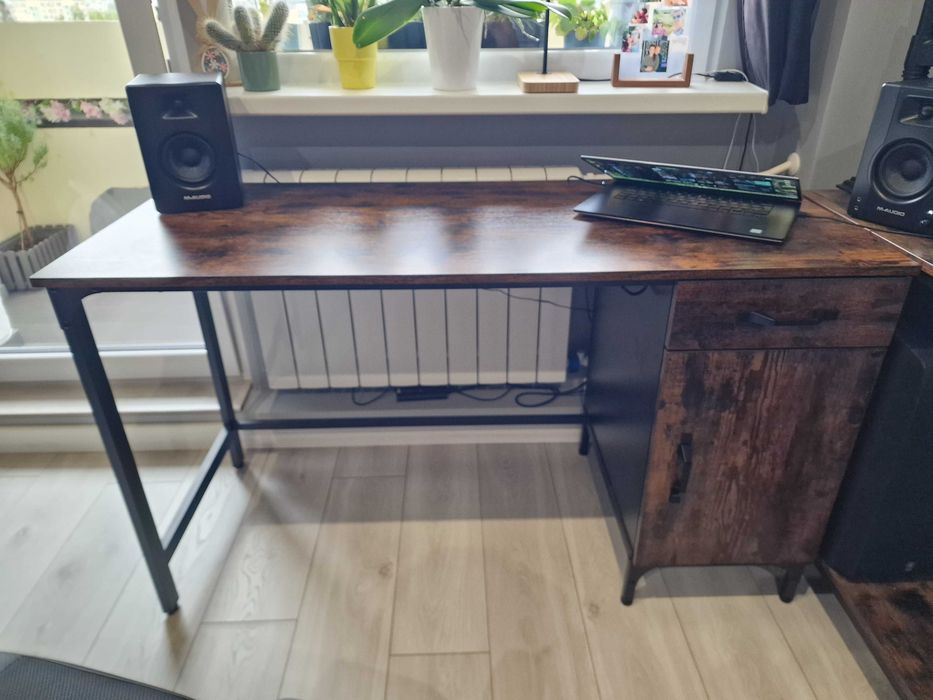 Biurko LOFT z szafką 130x55