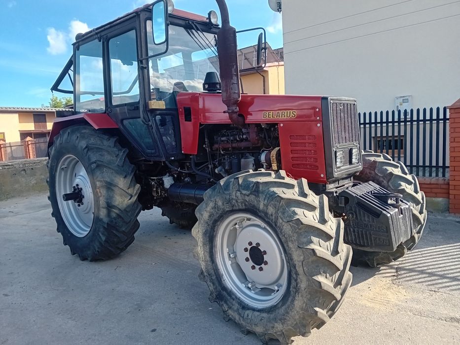 Belarus 1221 , MTZ 1221