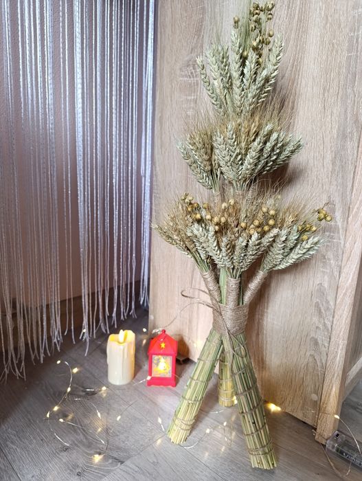 Дідух різдвяний з колосків пшениці