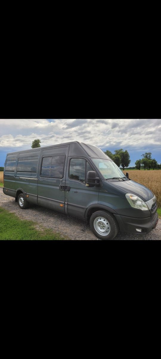 Iveco 3.0 2012 rok 6 Osobowy klima brygadowka z Niemiec