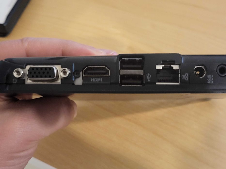 Lenovo Nettop IdeaCentre Q150