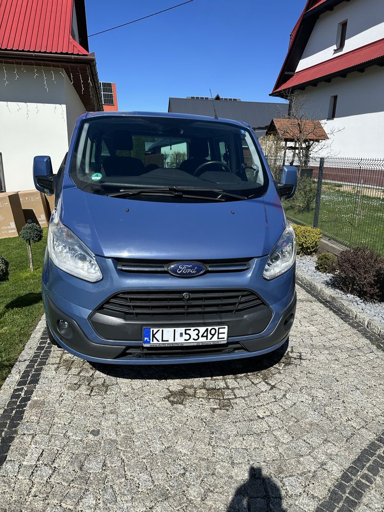 Ford tourneo custom
