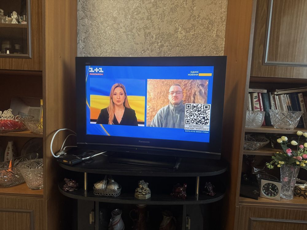 Телевизор Panasonic TX-R32LE8