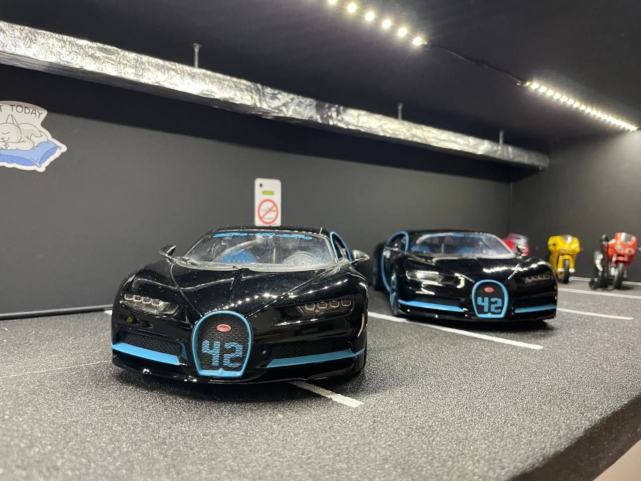 Модель Bugatti Chiron Bburago 1:18