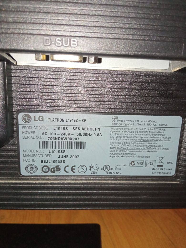 Monitor LG L1919S