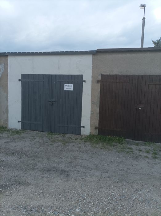 Sprzedam .Garaż murowany