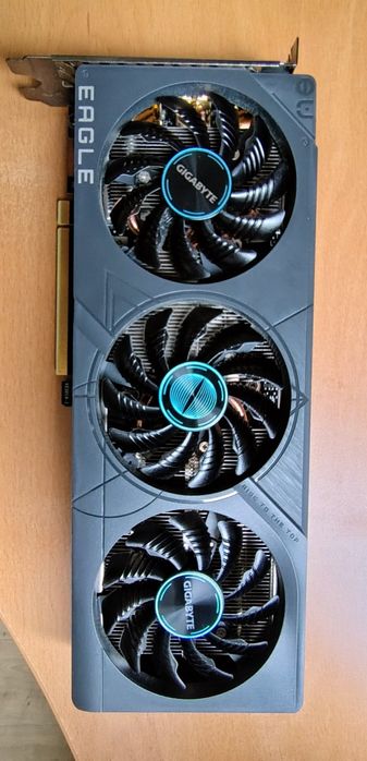RTX 4060 Ti Gigabyte Eagle OC 8GB – jak nowa, 3 wentylatory