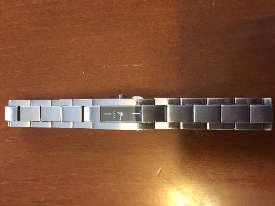 Vendo vários relógios