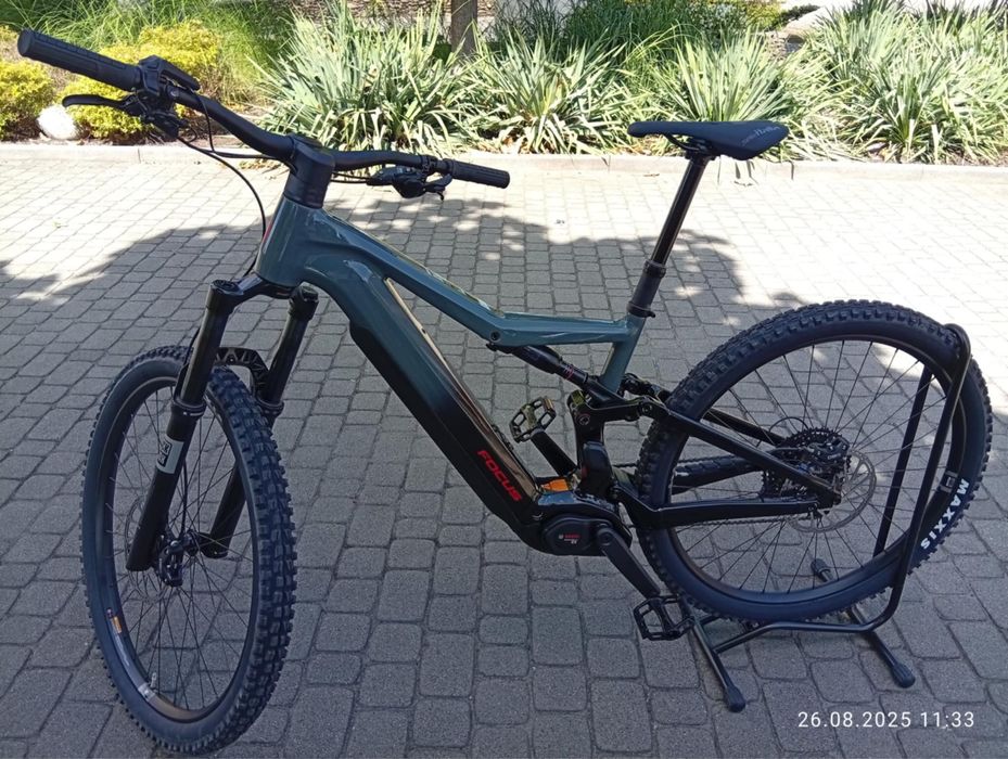 Rower elektryczny FOCUS JAM2 6.7 800 Wh szary 29”