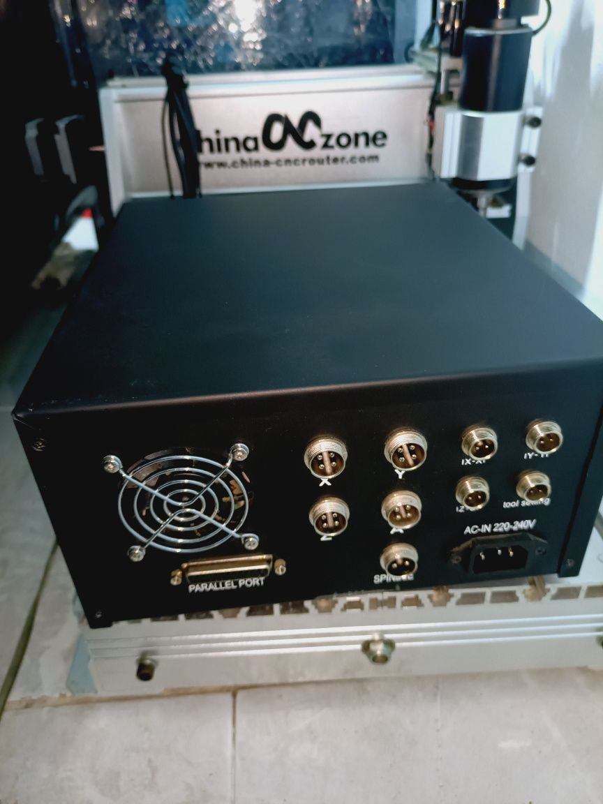 Máquina CNC router
