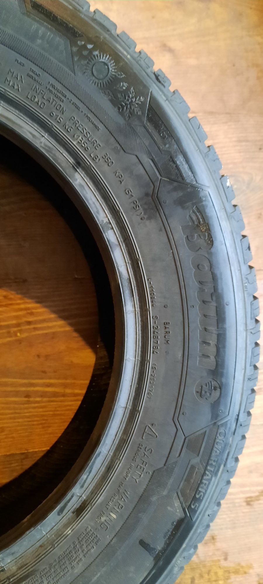 Opona pojedyncza wielosezonowa BARUM  195/65R15  H