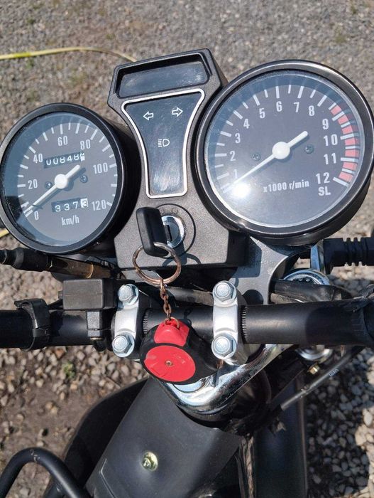 Продам мопед Spark125