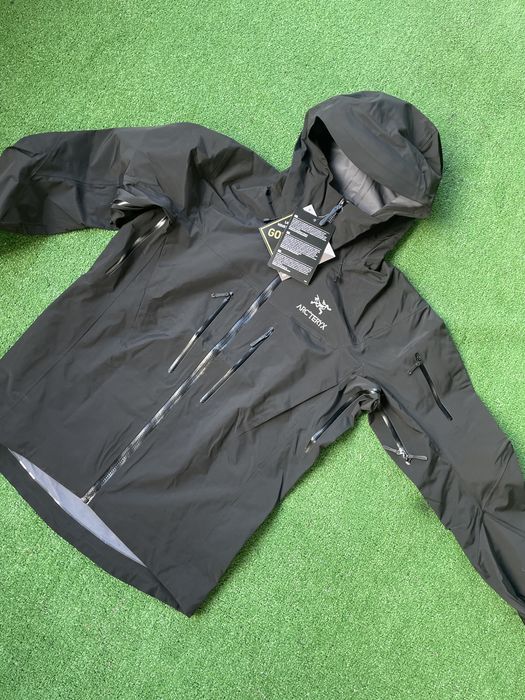Arcteryx Alpha SV