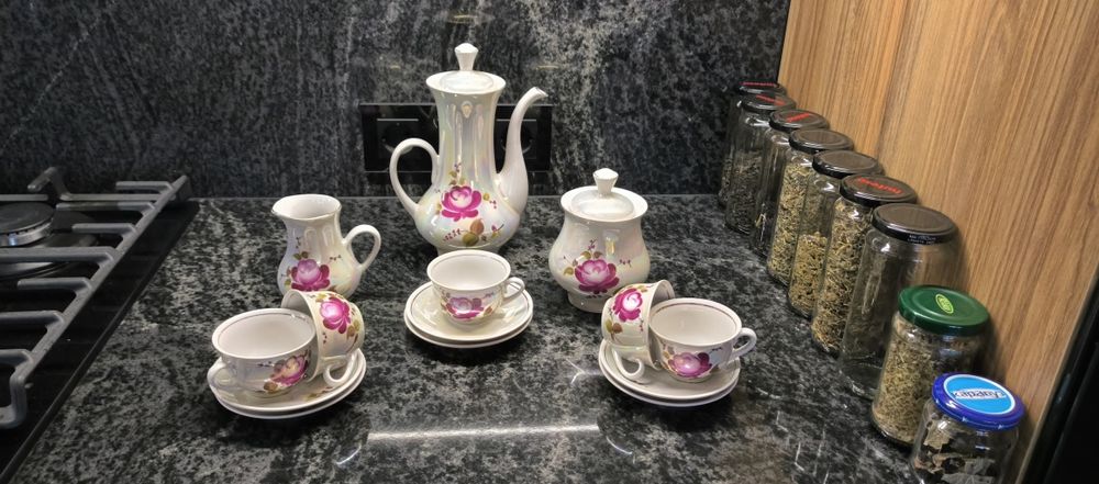 Кавовий сервіз .