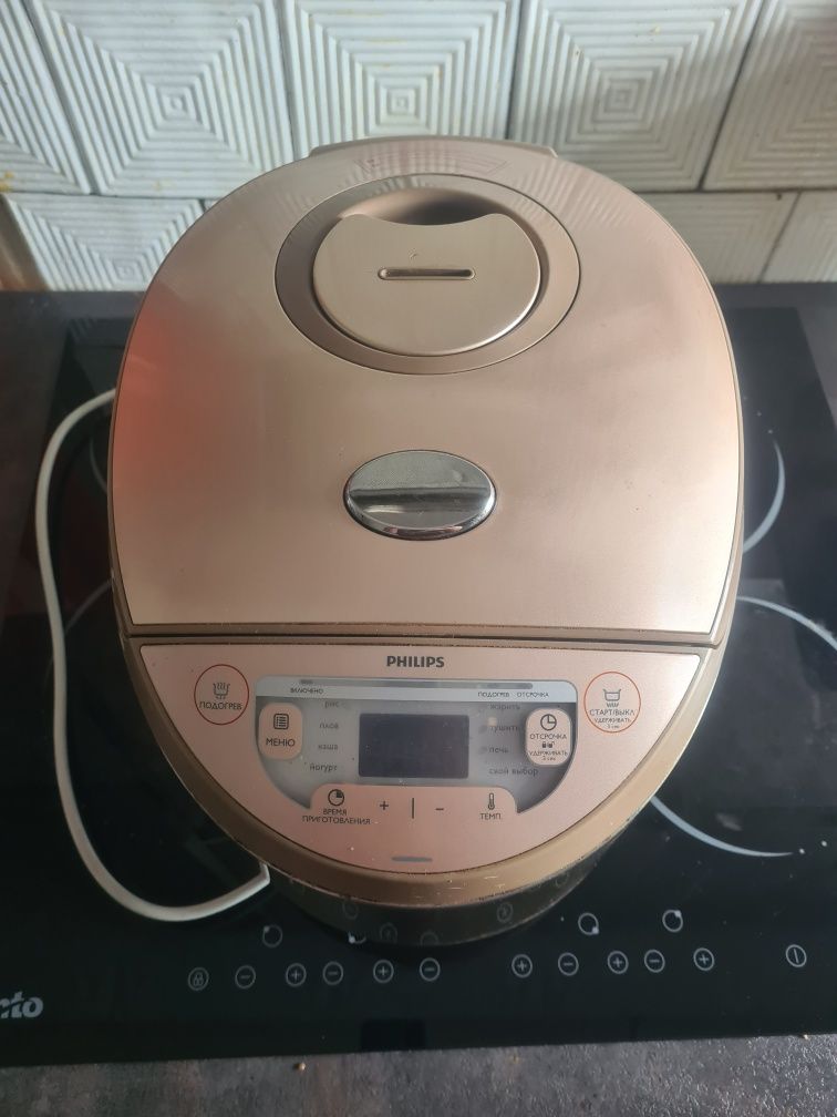 Продам Мультиварка PHILIPS HD3067/03