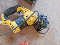 Dewalt DWE357 Piła szablasta używana