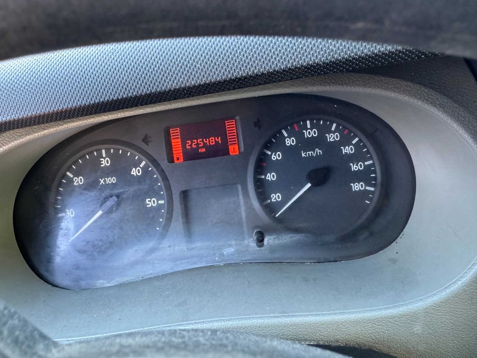 Renault Master L3H2 2.5 dCi 115 KM – 2007 r.