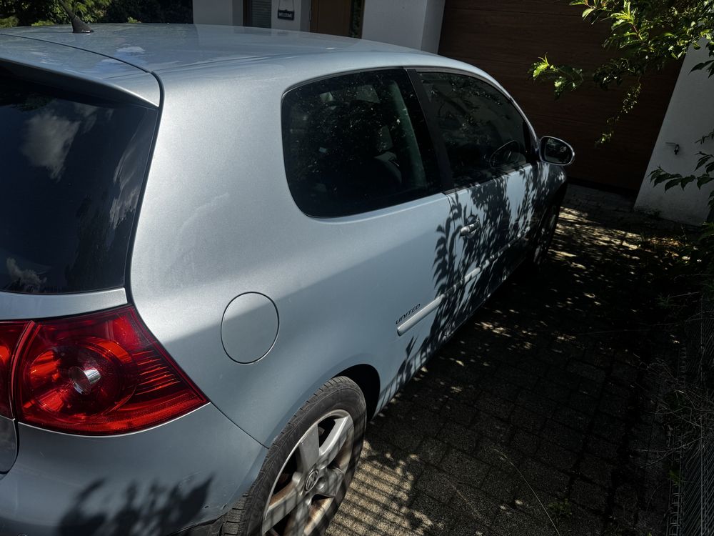 Volkswagen GolfV 1.4 75KM 2008r