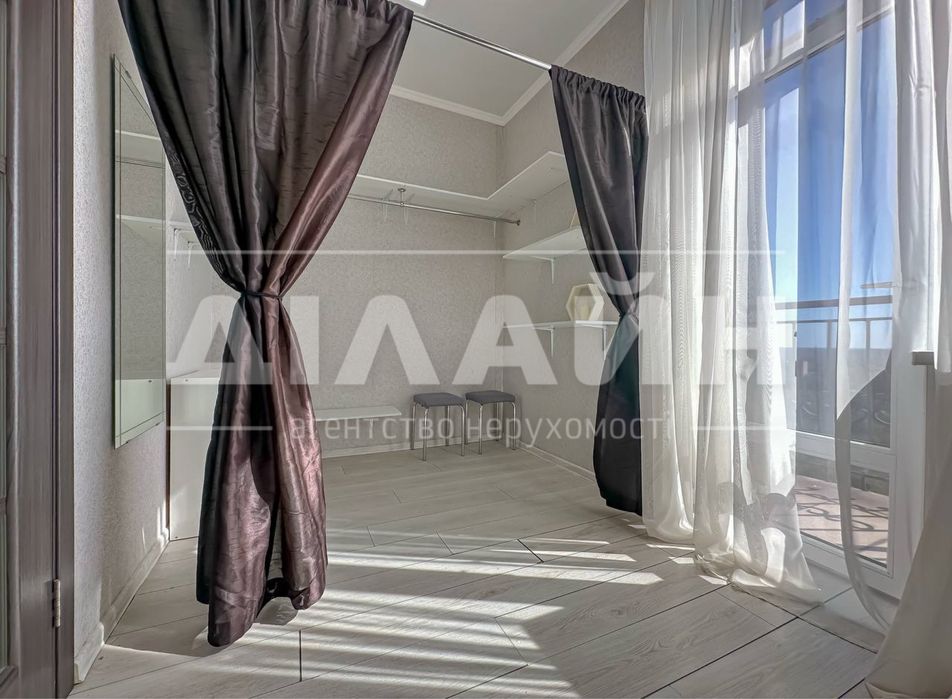 Краща пропозиція! 2кімн. квартира  у закритому комплексі. Центр міста!