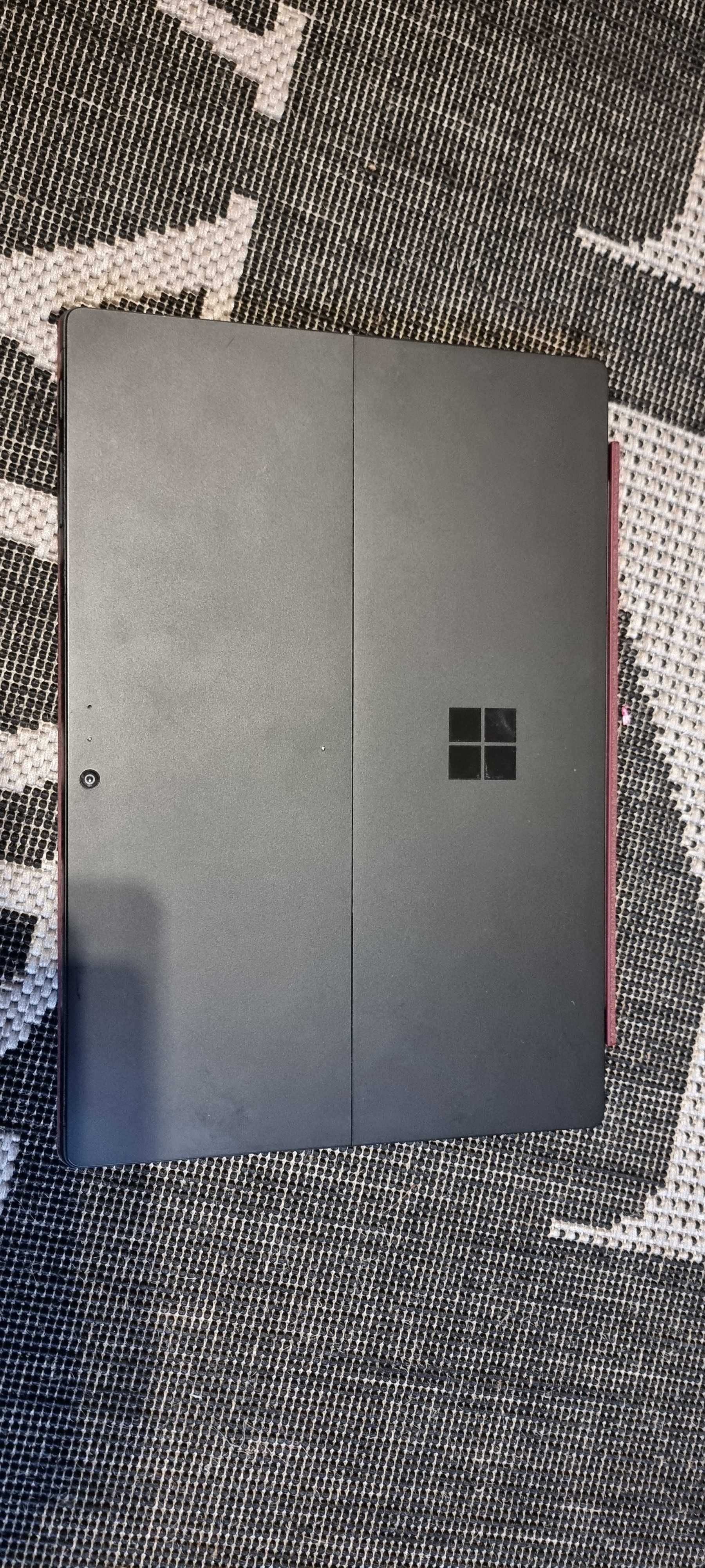 Microsoft Surface Pro 6