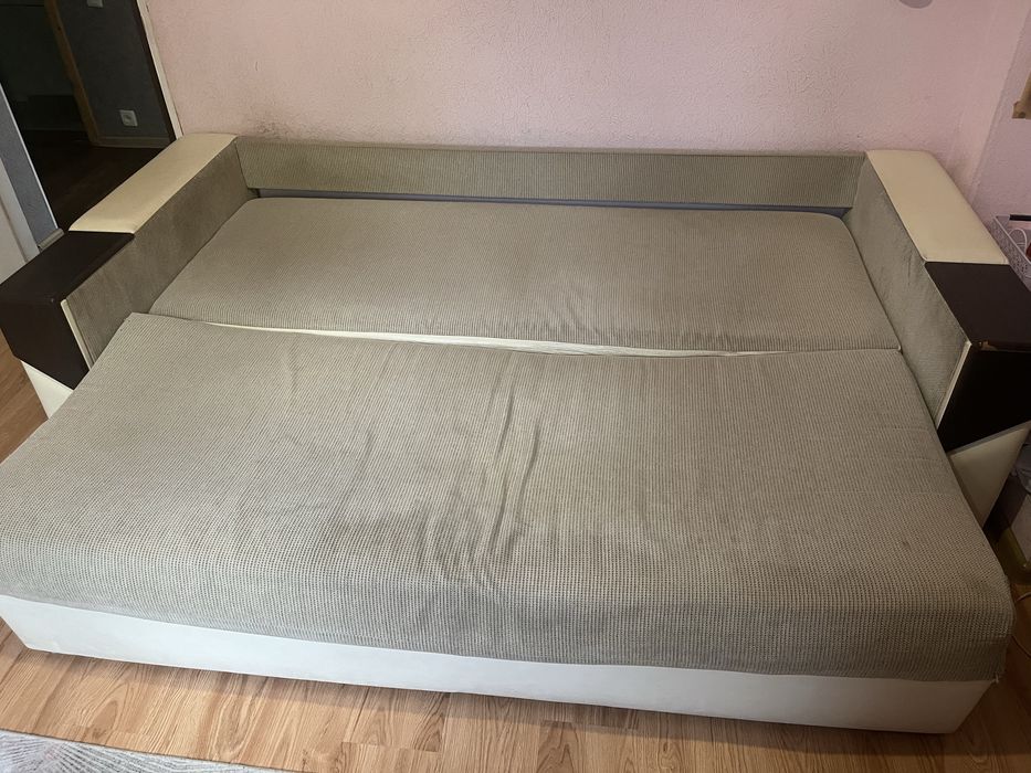 Продам диван в хорошем состоянии