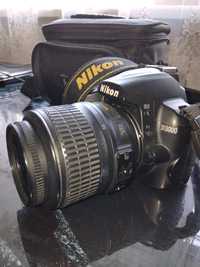 Фотоапарат Nikon D3000 з об'єктивом 18-55 mm