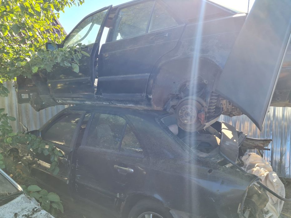 Двери мерседес 190 w201