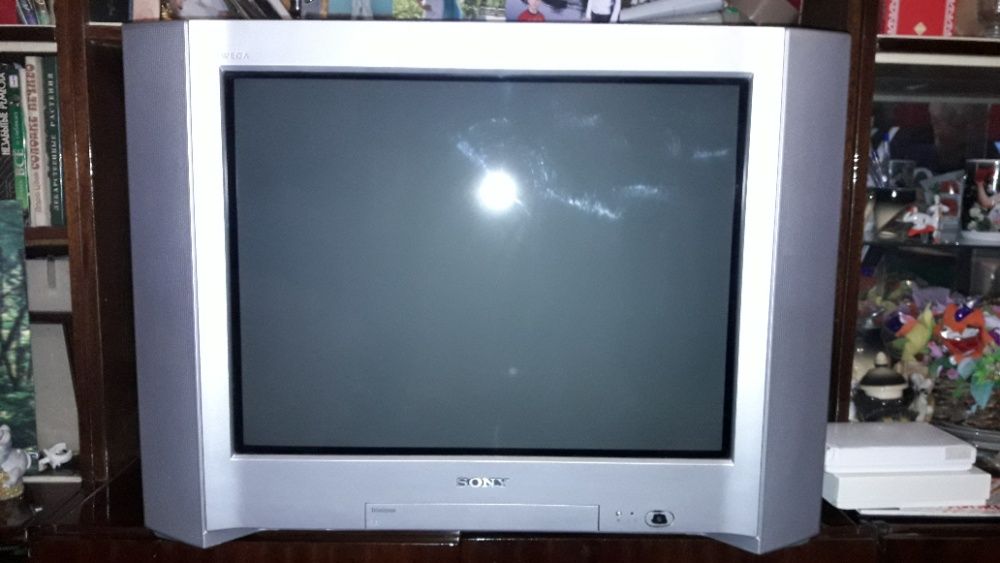 Продам Телевизор SONY WEGA Trinitron (Малайзийская сборка) 72 см.