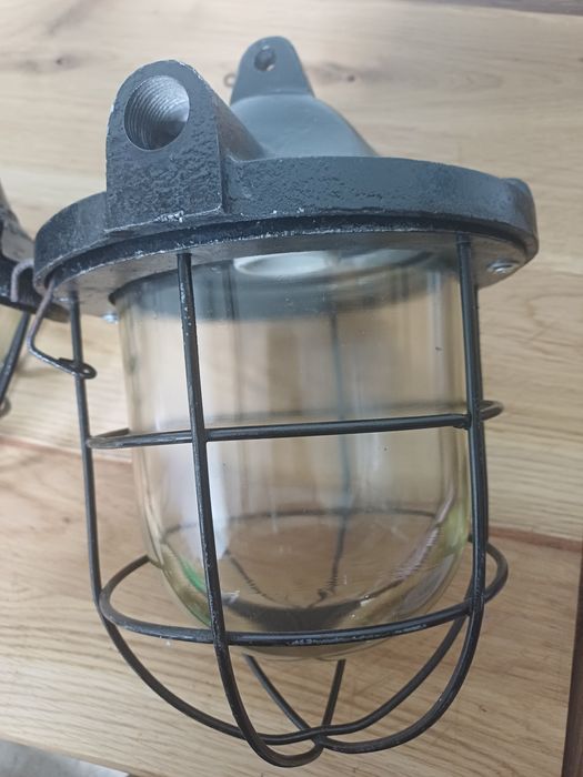 Lampa przemysłowa PRL