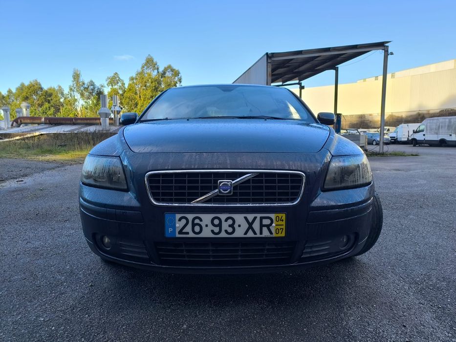 Volvo S40 2004 * Carro muito bem Conservado *