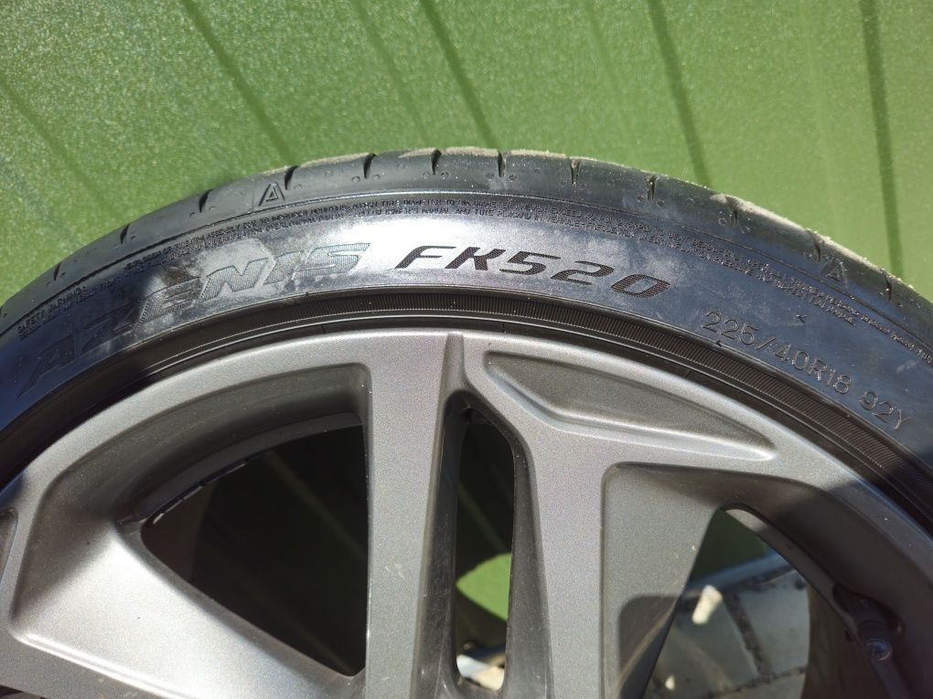 Sprzedam oryginalne felgi "18" peugeot z oponami!