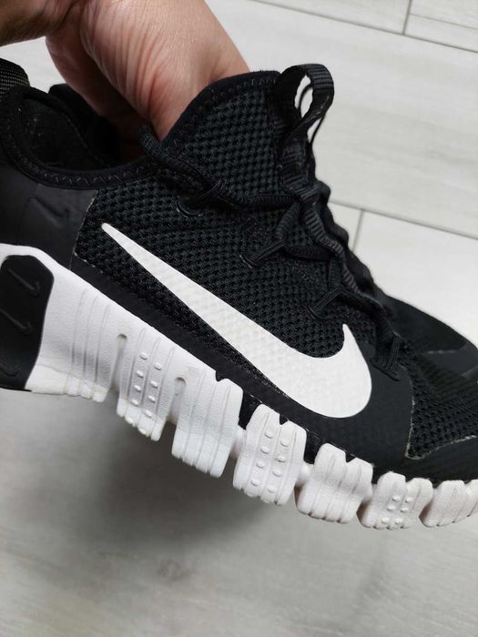 Кросівки NIKE FREE METCON 3 BLEK CJ6314-010 р.38EUR 24cm