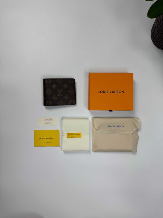 Гаманець LOUIS VUITTON з подарунковим набором луи
