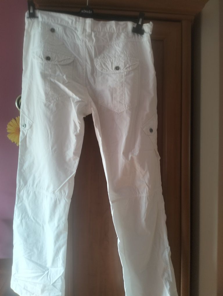 Spodnie typu bojówki firmy Casa Blanca-roz.33/32