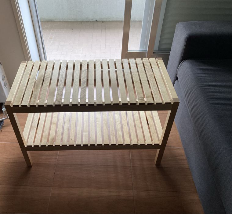 Movel de ripas maciço